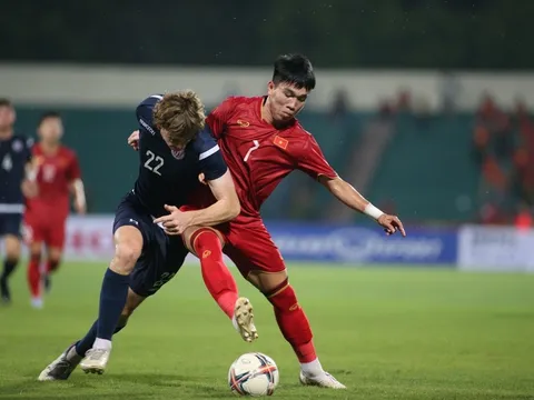 U23 Việt Nam thắng đậm trận ra quân vòng loại U23 châu Á: Đầu xuôi, đuôi lấn cấn