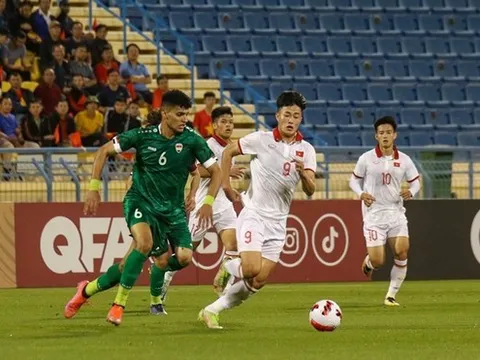 Thêm "cú lừa" từ Công Phượng; Việt Nam nên đưa U18 dự SEA Games