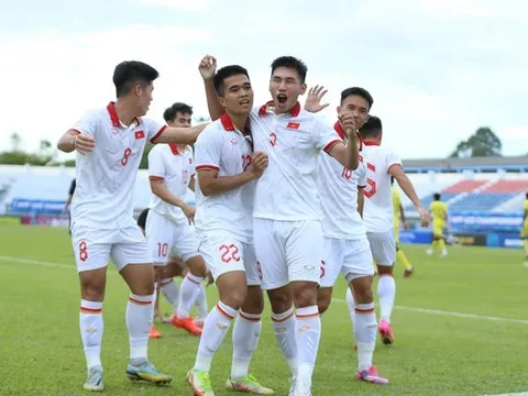 Bùng nổ trước Malaysia, U23 Việt Nam vào chung kết giải U23 ĐNÁ