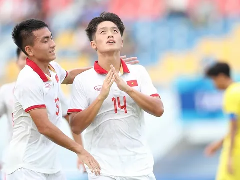 HLV Philippe Troussier triệu tập 24 cầu thủ U23 Việt Nam cho giải châu Á