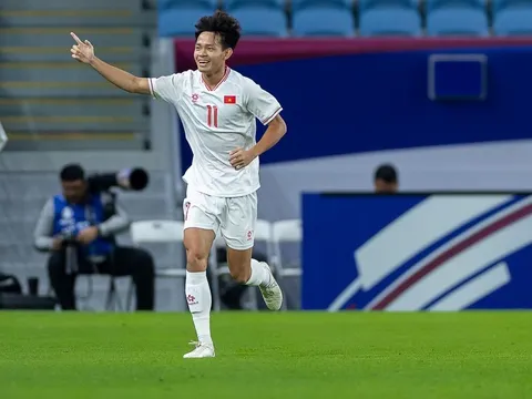 Đình Bắc chấn thương, Bùi Vĩ Hào giúp U23 leo lên ngôi đầu bảng D