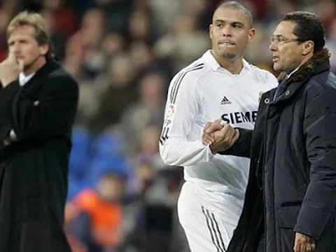 Chi tiền mua đội bóng thời niên thiếu, Ronaldo lập tức sa thải thầy cũ
