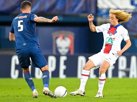 Không chịu gia hạn, Xavi Simons bị PSG cho chơi với đội trẻ