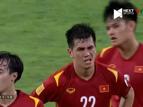 Những bối rối của tuyển Việt Nam