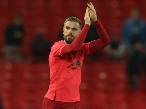 Liverpool khủng hoảng tuyến giữa khi tái đấu Real