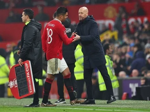 Ván bài tất tay của Ten Hag