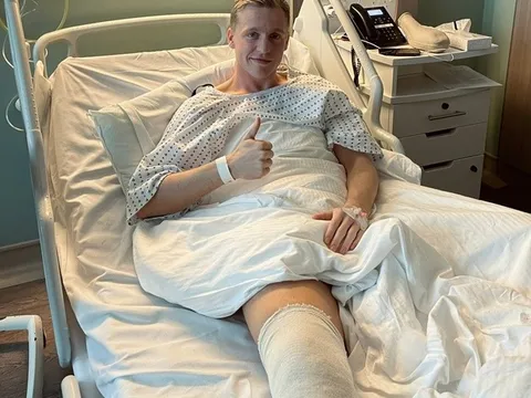 Van de Beek lần đầu lên tiếng sau thông tin nghỉ hết mùa