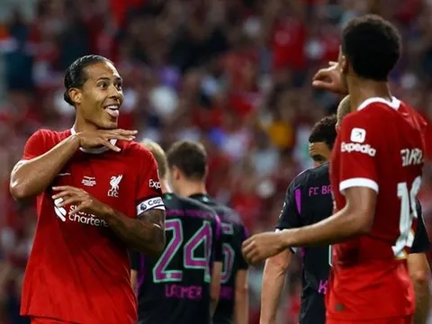 CĐV Liverpool: "Premier League chưa sẵn sàng cho đội trưởng Van Dijk"
