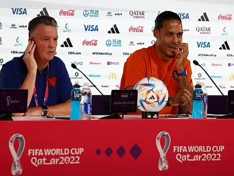 Van Gaal tiết lộ sốc khiến CĐV Man Utd tiếc nuối