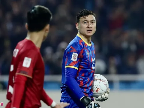 Văn Lâm: ‘Tuyển Singapore chỉ tập trung phòng ngự’