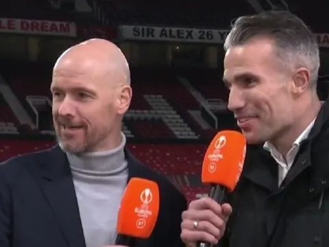 Van Persie thán phục Man Utd của Ten Hag