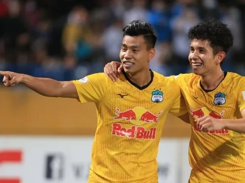 Văn Thanh, Hồng Duy khoác áo CLB mới; Văn Lâm chưa chắc suất bắt chính