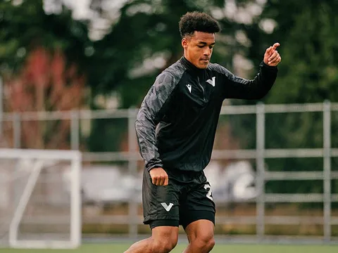 Kỷ lục gia Canada công khai mong muốn khoác áo Arsenal