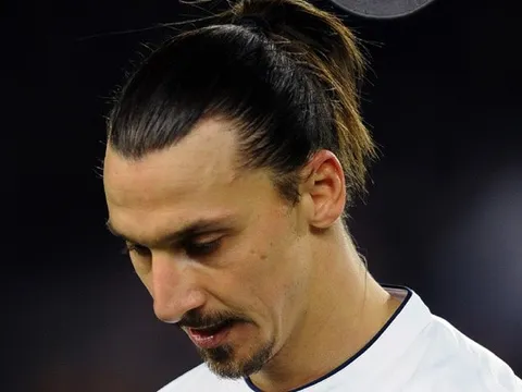 Điên rồ! 'Kẻ phản bội' Ibrahimovic tan nát với kết cuộc đắng nghét