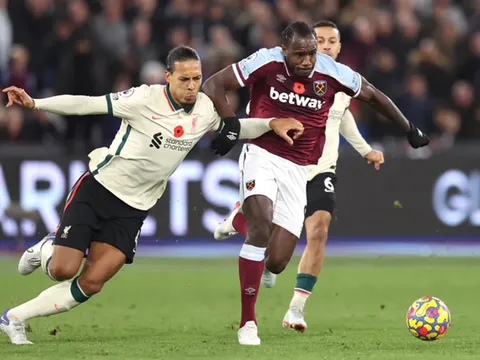 Thua West Ham không phải thảm họa với Liverpool