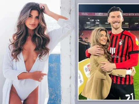 Vẻ đẹp khó cưỡng của vợ mới cưới Kieffer Moore