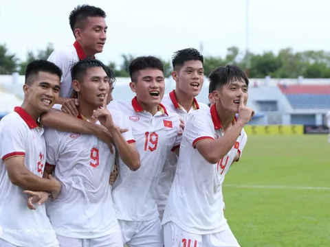 CĐV ĐNÁ gọi tên Indonesia sau chiến thắng của U23 Việt Nam; HLV Thanh Hóa viết tâm thư xúc động