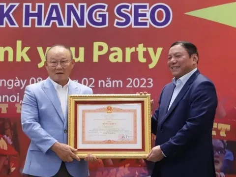 VFF tổ chức tiệc cảm ơn HLV Park