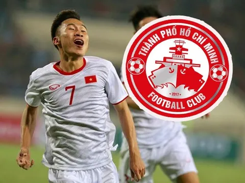 Có Triệu Việt Hưng, hàng tiền vệ CLB TP.HCM "khủng" đến cỡ nào?