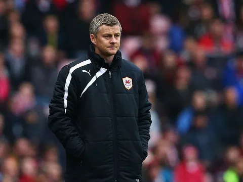 Vì sao Ole Gunnar Solskjaer bị Cardiff sa thải?