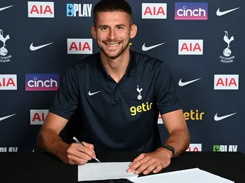CHÍNH THỨC! Tottenham 'nổ' tân binh cực chất