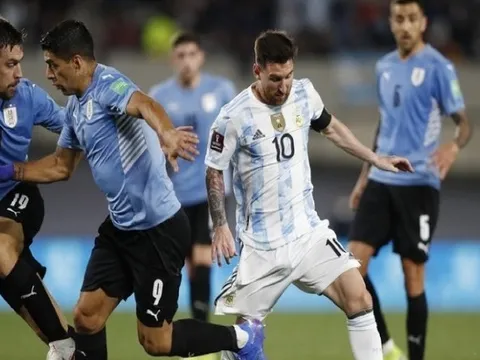 Suarez vô duyên, Uruguay bị Messi và đồng đội hủy diệt
