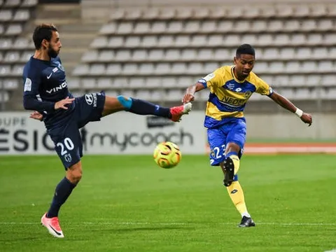 Việt kiều Pháp sắp nhập tịch; Andrej Nguyễn An Khánh báo tin vui cho HLV Troussier