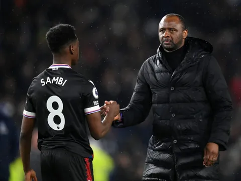 Cầu thủ Arsenal đối mặt tương lai ảm đạm sau khi Vieira rời đi