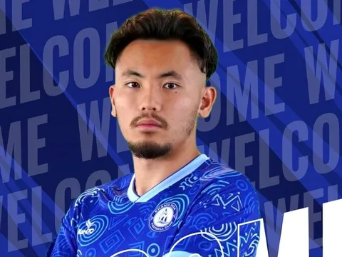 Việt kiều Pháp khoác áo CLB Khánh Hòa