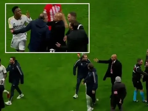 Vinicius khiêu khích, nổi máu điên gây hấn với Simeone