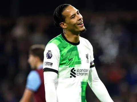 Virgil van Dijk và 4 hậu vệ ưu tú chưa bị qua người mùa bóng 2023/24