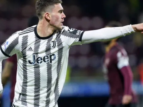 Vlahovic bùng cháy, Juventus hủy diệt đối thủ