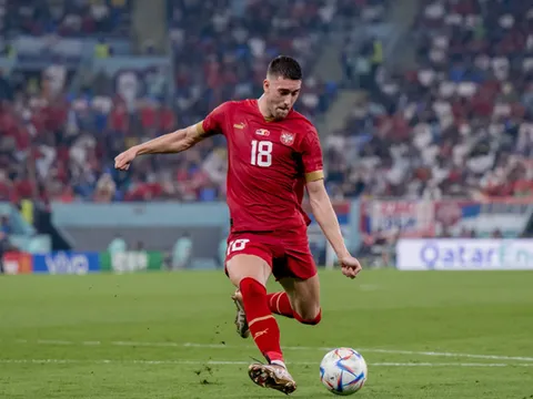Chelsea sẵn sàng phá két chiêu mộ Vlahovic