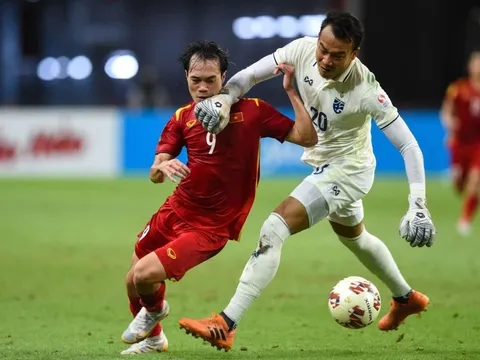 Thủ môn Thái Lan xứng đáng bị thẻ đỏ