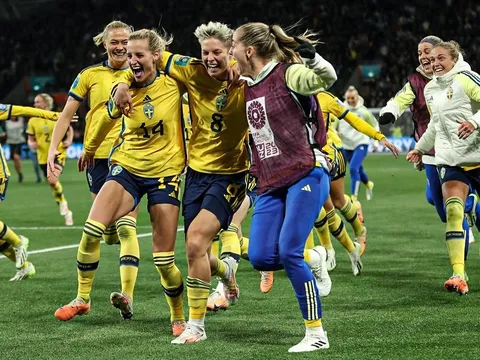 Vòng 1/8 World Cup nữ 2023: Mỹ thua đau Thụy Điển ở loạt luân lưu 11m