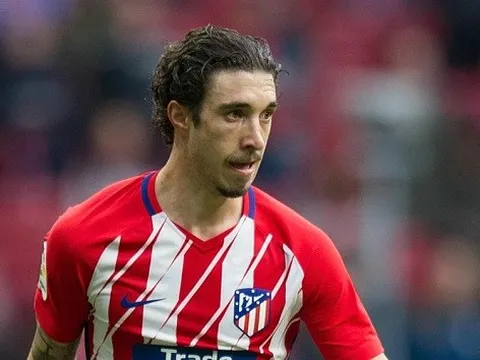 CHÍNH THỨC! Cựu sao Atletico Madrid giải nghệ ở tuổi 31