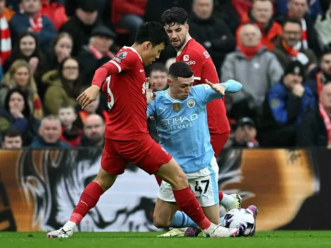 'Vụ cướp' của Liverpool bóp nghẹt tuyến giữa Man City