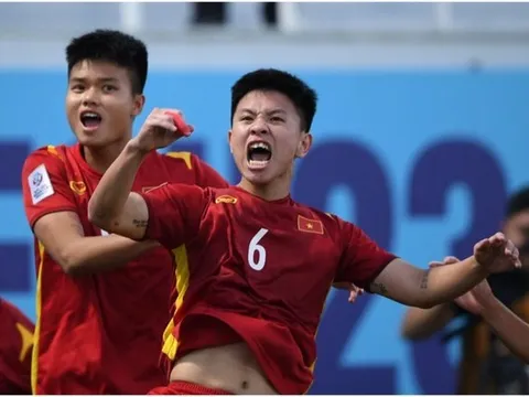 Đội hình U22 Việt Nam đấu U22 Singapore: 4 sự thay đổi; Bộ đôi U20 xuất kích