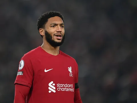 Vừa tỏa sáng, Joe Gomez được liên hệ đến Saudi Arabia