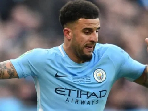 Vô địch C1, Kyle Walker xin lỗi Gareth Southgate