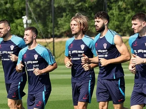 Wan-Bissaka khiến Ten Hag chấm dứt thương vụ gây xôn xao tại Man Utd