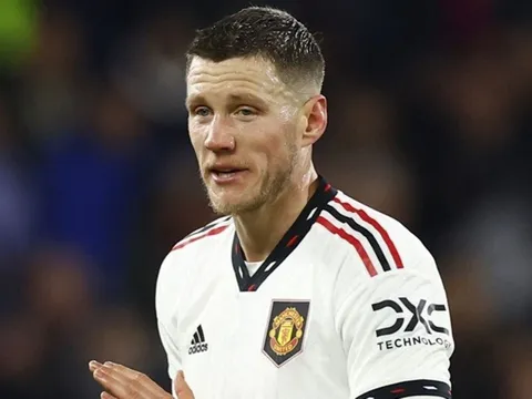 Vừa tới M.U, Weghorst đặt mục tiêu khó tưởng