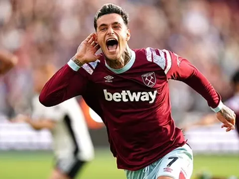 Mourinho nhắm tiền đạo Premier League thay Abraham