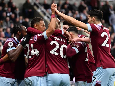 West Ham cần cải thiện tình hình nhanh chóng