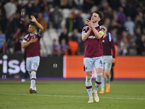 West Ham chạm tay vào vé chung kết cúp châu Âu sau 47 năm