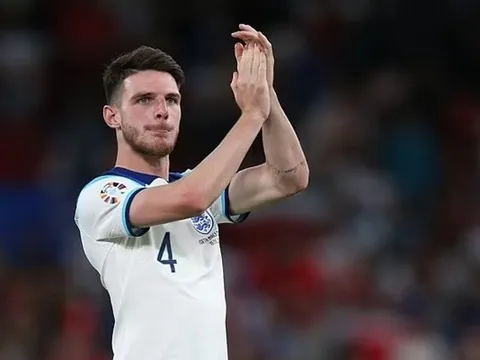 West Ham thúc giục Arsenal gửi đề nghị thứ 3 cho Rice