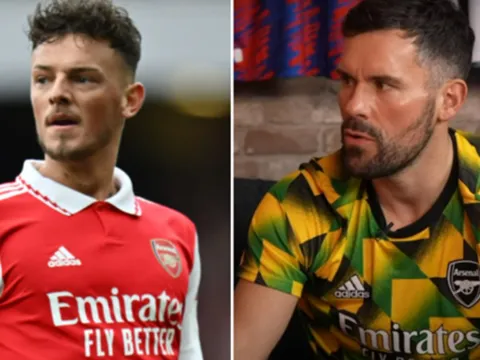 Ben Foster đòi công bằng cho hậu vệ Arsenal