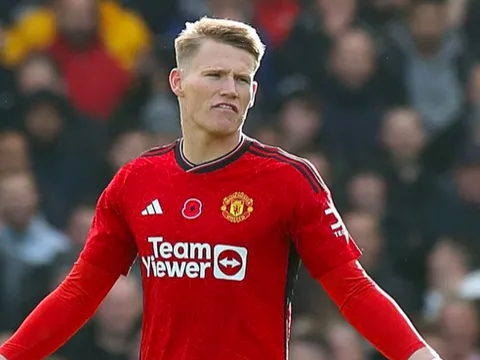 Lý do McTominay bị tước bàn thắng