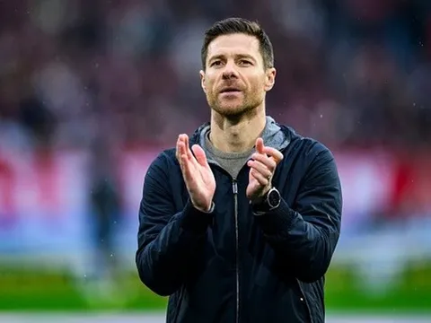 Xabi Alonso khiến nội bộ Real xôn xao
