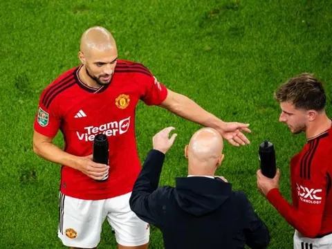 Xác nhận đội hình M.U đấu Palace: Mount, Pellistri đá chính